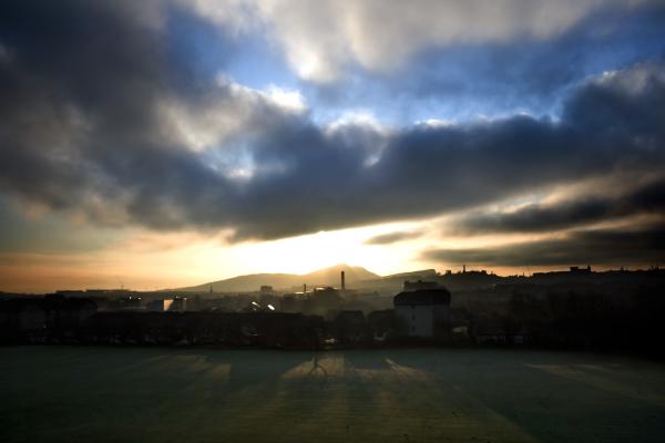 frosty sunrise edinburgh 291108