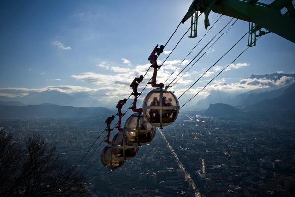 les bulles tlphrique grenoble 211208